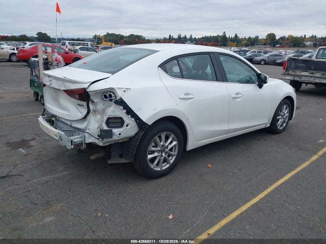 Mazda 3 2015 JM1BM1V73F1250988 Image 16