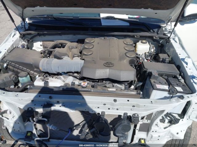 2023 TOYOTA 4RUNNER JTEKU5JR2P6204678 Photo 9