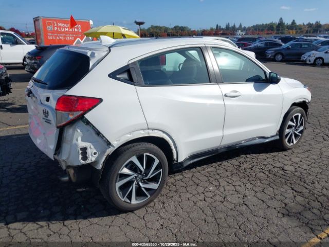2020 HONDA HR-V 3CZRU6H18LM703434 Photo 3