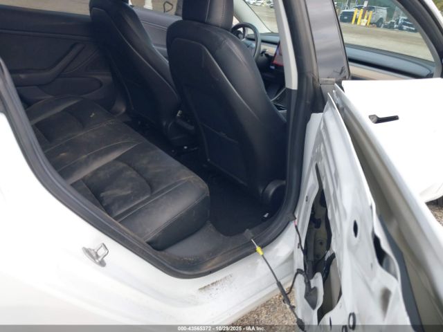 2018 TESLA MODEL 3 5YJ3E1EB4JF094708 Photo 7