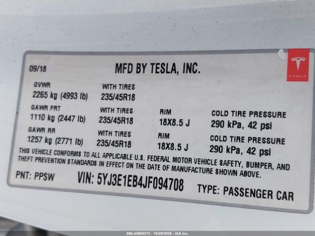 2018 TESLA MODEL 3 5YJ3E1EB4JF094708 Photo 8
