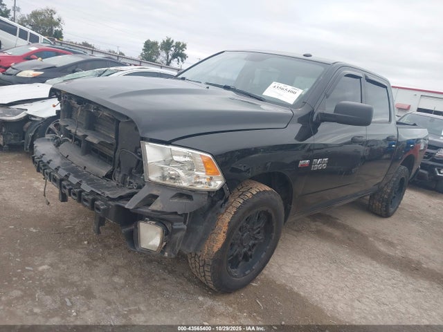 Продажа на аукционе авто 2017 Ram 1500 Express  4x4 5'7 Box, vin: 3C6RR7KT2HG723991, номер лота: 43565400