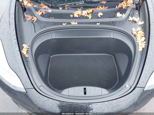 2018 TESLA MODEL 3 5YJ3E1EA1JF053640 Photo 9