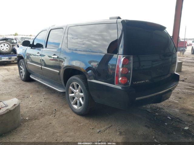 2014 GMC YUKON XL 1500 1GKS2MEF8ER246468 Photo 2
