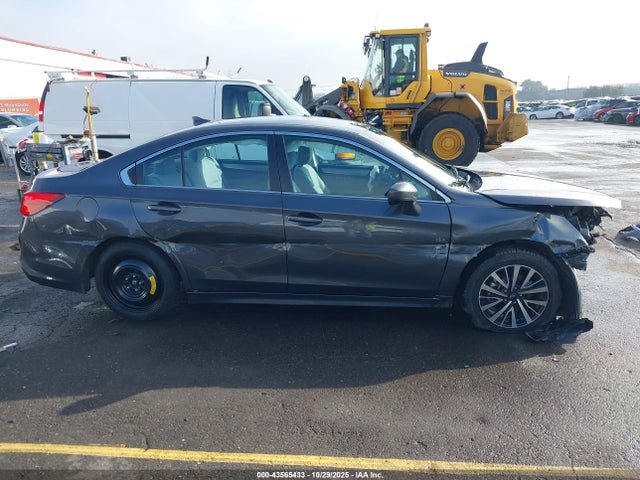 Subaru Legacy 2.5i Premium 2018 4S3BNAC64J3002205 Image 14
