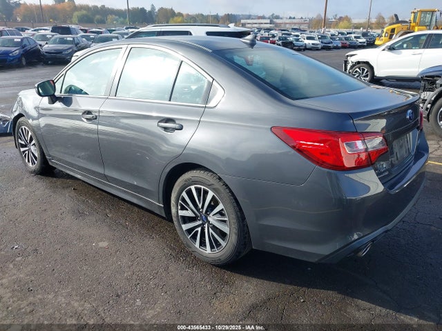 Subaru Legacy 2.5i Premium 2018 4S3BNAC64J3002205 Image 3