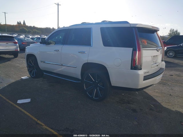 2016 CADILLAC ESCALADE 1GYS4BKJ4GR458350 Photo 2