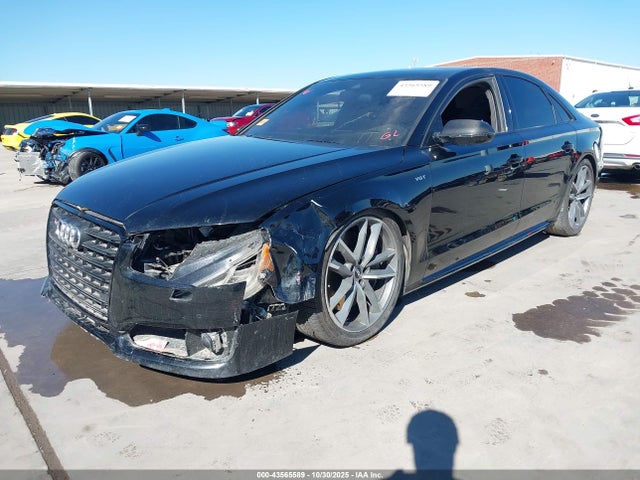 2016 AUDI S8 WUAJ5AFDXGN900135 Photo 1