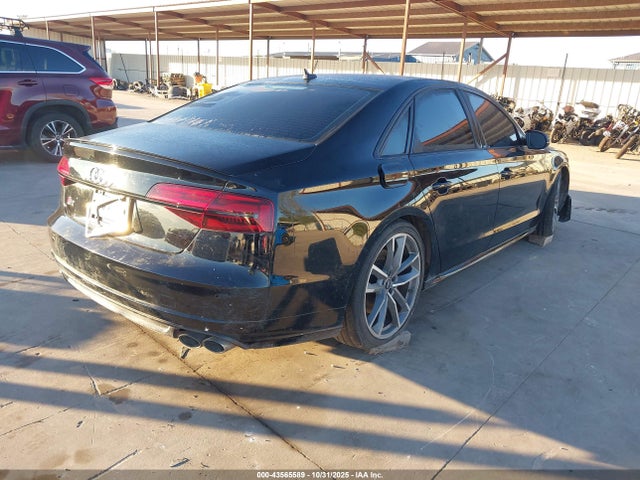 2016 AUDI S8 WUAJ5AFDXGN900135 Photo 3