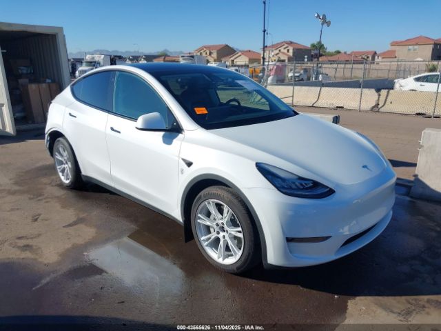2022 TESLA MODEL Y 7SAYGDEE2NF329644 Photo 0