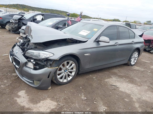 2011 BMW 528I WBAFR1C5XBC750615 Photo 1