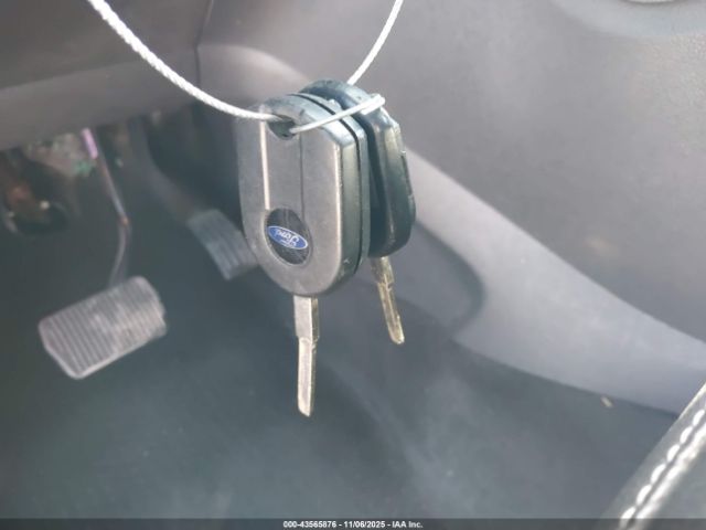 2018 FORD ESCAPE 1FMCU0GD9JUB11551 Photo 10