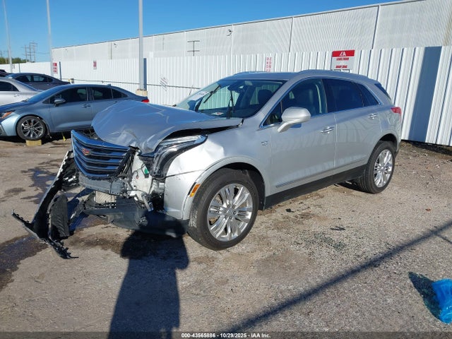 2018 CADILLAC XT5 1GYKNERS6JZ230547 Photo 1