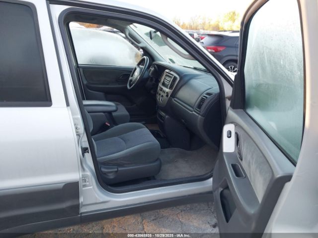 2003 MAZDA TRIBUTE 4F2YZ94173KM53458 Photo 4