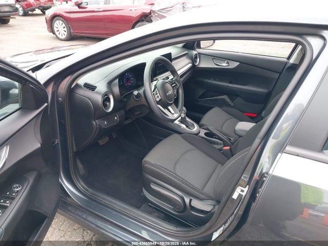 3KPF24AD7PE622223 KIA Forte Lxs