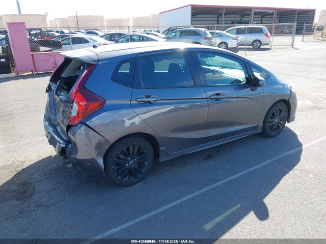 3HGGK5H64JM733652 Honda Fit Sport