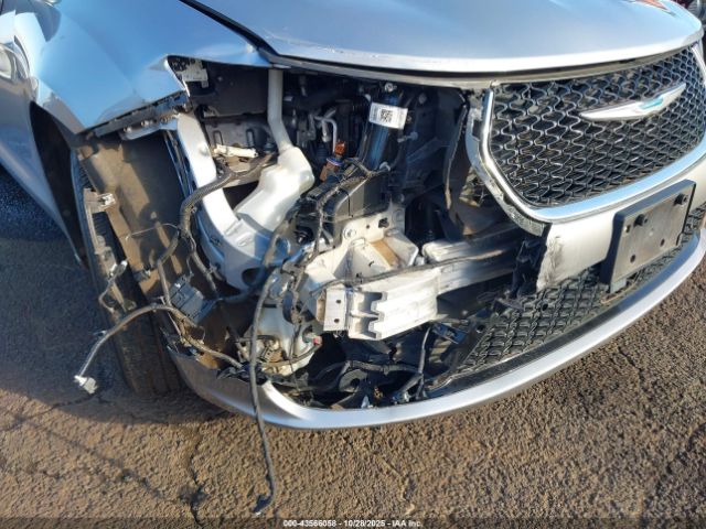 2021 CHRYSLER PACIFICA HYBRID 2C4RC1L7XMR581385 Photo 5