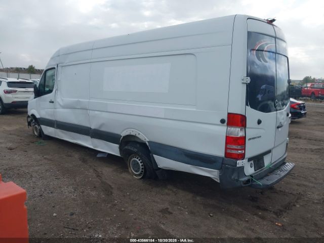 2017 MERCEDES-BENZ SPRINTER 2500 WD3PE8CD0HP570106 Photo 2