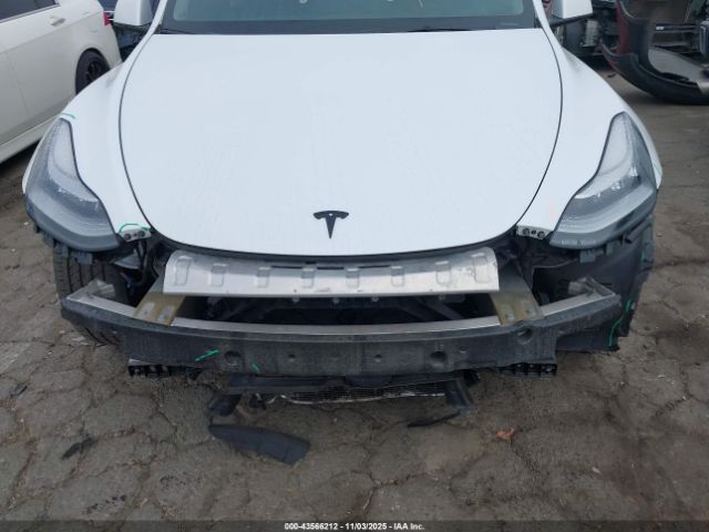 2022 TESLA MODEL Y 7SAYGDEE8NF399861 Photo 5