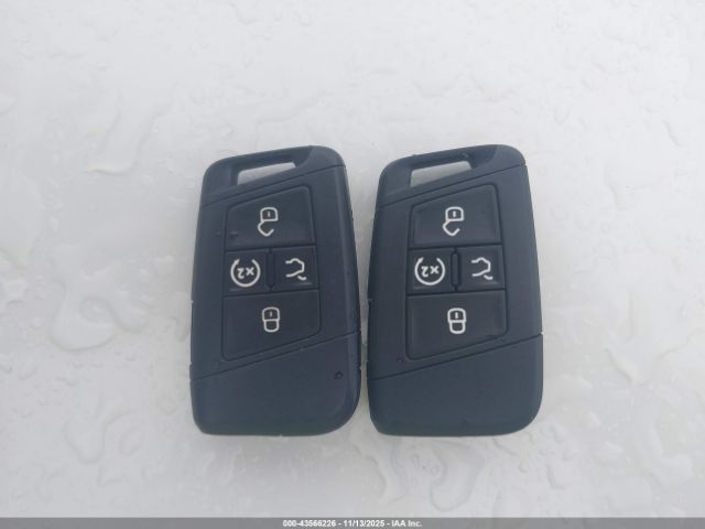 2018 VOLKSWAGEN ATLAS 1V2NR2CA8JC582536 Photo 10