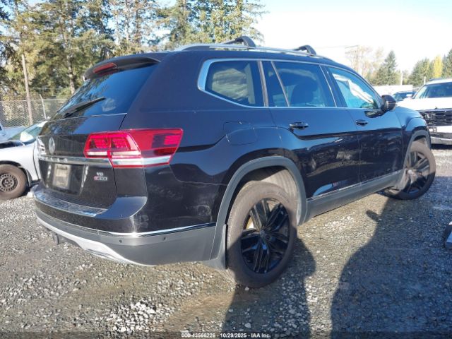 2018 VOLKSWAGEN ATLAS 1V2NR2CA8JC582536 Photo 3