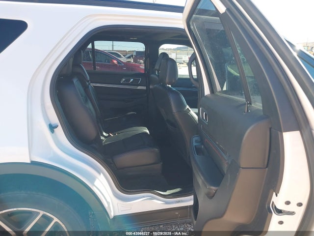 1FM5K8GT4JGC94070 Ford EXPLORER SPORT
