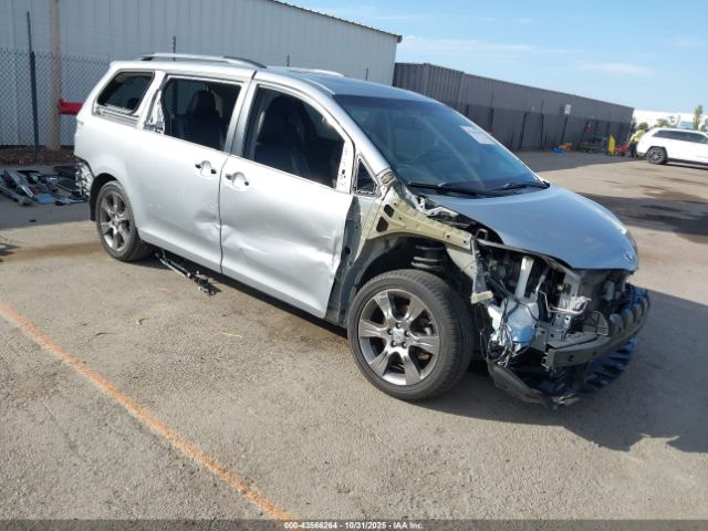 2015 TOYOTA SIENNA 5TDXK3DC8FS689063