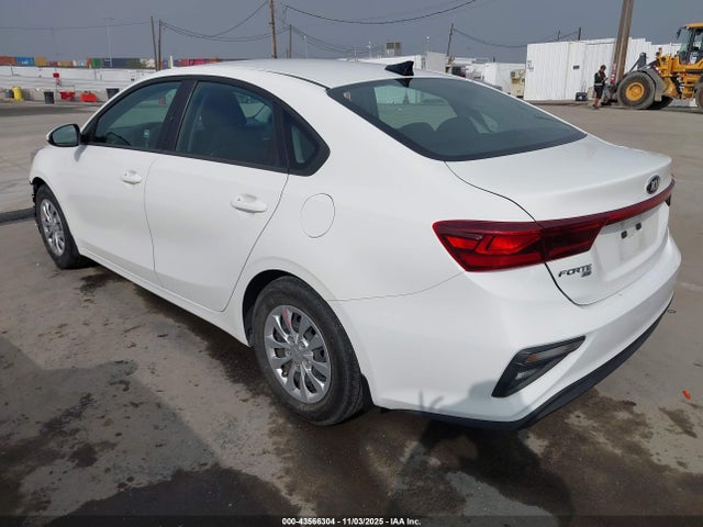 3KPF24AD0ME265317 KIA FORTE FE