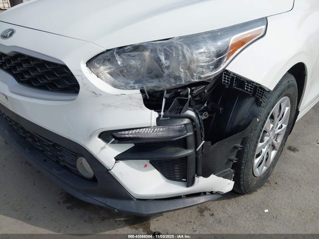 3KPF24AD0ME265317 KIA FORTE FE