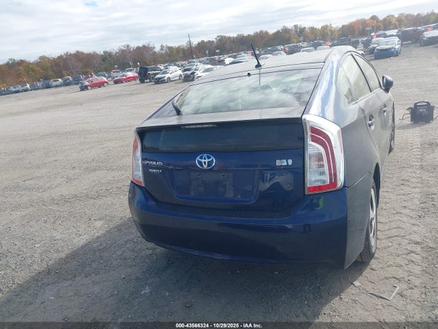 43566324 :رقم المزاد ، JTDKN3DU4D1727585 vin ، 2013 Toyota Prius Three مزاد بيع