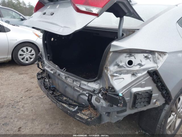 2017 HYUNDAI ELANTRA 5NPD84LF1HH170688 Photo 5