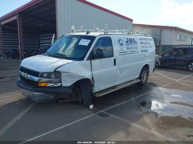 1GCWGAFP2M1217890 Chevrolet Express Cargo Rwd 2500 Regular Wheelbase Wt