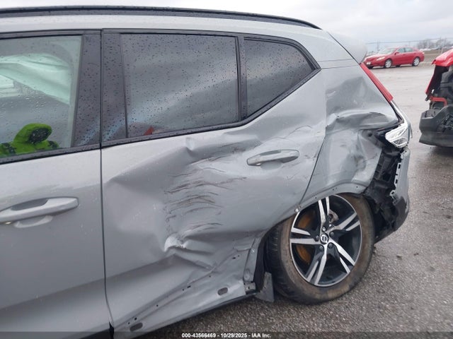 2024 VOLVO XC40 YV4L12UK6R2323288 Photo 5