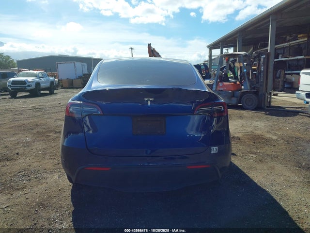 2022 Tesla Model Y Long Range Dual Motor All-wheel Drive მანქანა იყიდება აუქციონზე, vin: 7SAYGDEE0NF367308, აუქციონის ნომერი: 43566478