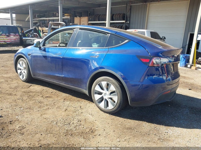 2022 TESLA MODEL Y 7SAYGDEE0NF367308 Photo 2