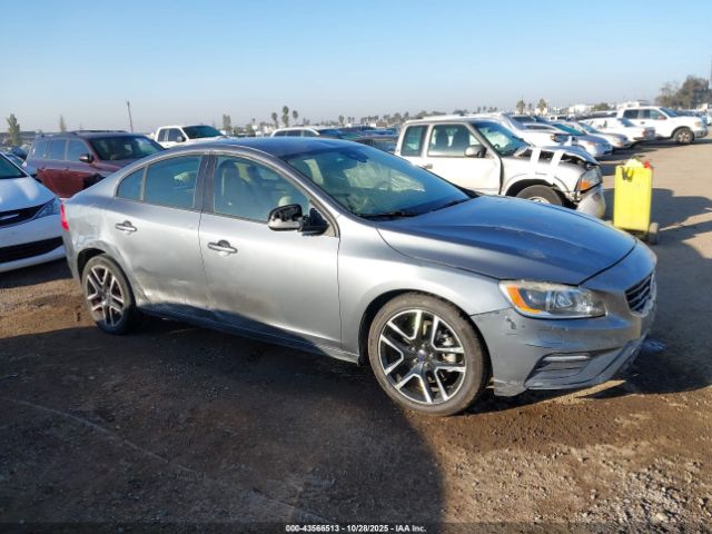 2017 VOLVO S60 YV126MFL8H2422480
