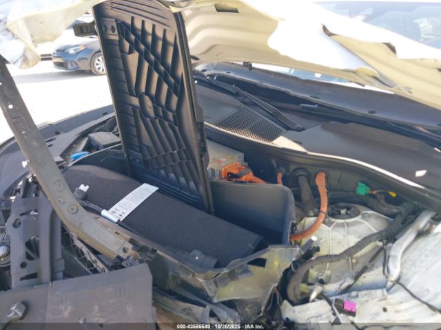 2023 AUDI E-TRON SPORTBACK WA12AAGE9PB007941 Photo 9