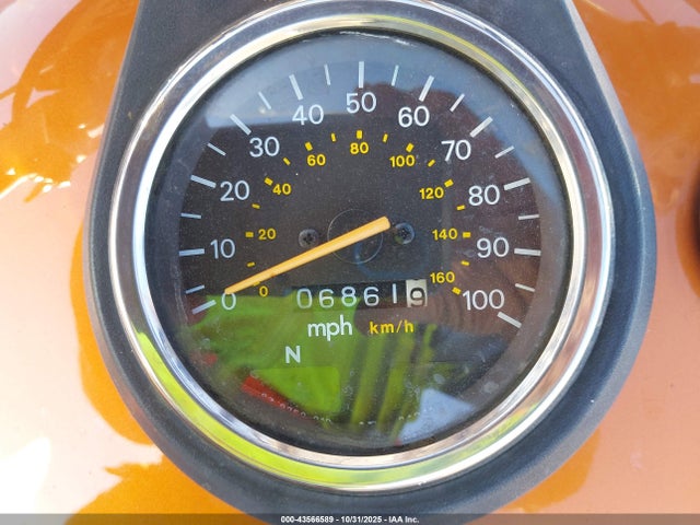 2011 SUZUKI LS650 JS1NP41A0B2100990 Photo 6