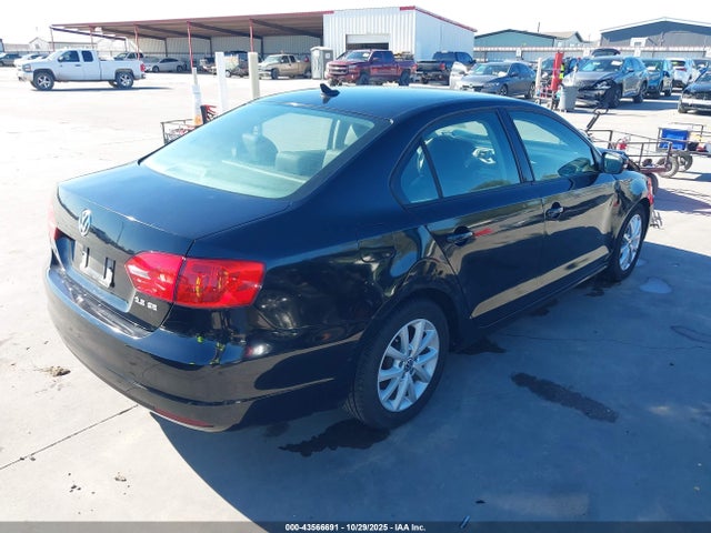 43566691 :رقم المزاد ، 3VWDX7AJXCM357441 vin ، 2012 Volkswagen Jetta 2.5l Se مزاد بيع