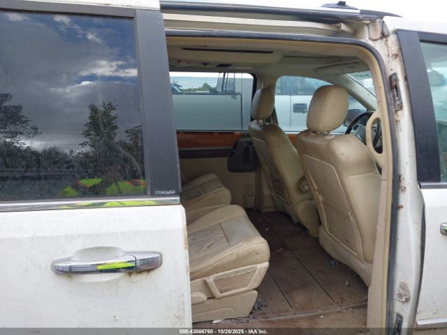 2010 CHRYSLER TOWN & COUNTRY 2A4RR6DX7AR240266 Photo 7