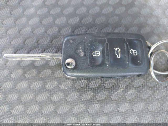 2011 VOLKSWAGEN TIGUAN WVGBV7AX8BW001617 Photo 10