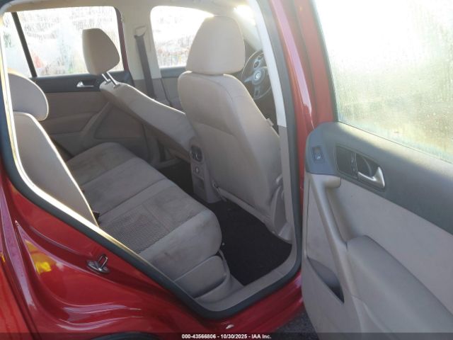 2011 VOLKSWAGEN TIGUAN WVGBV7AX8BW001617 Photo 7