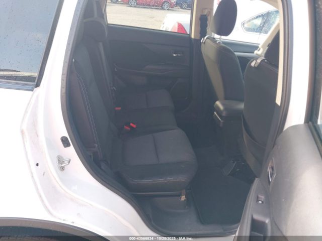 2017 MITSUBISHI OUTLANDER JA4AZ3A38HZ044981 Photo 7