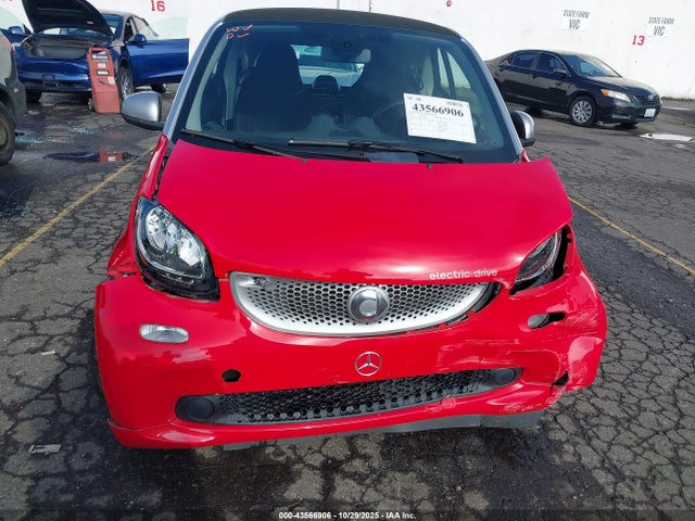 WMEFJ9BA9HK228579 Smart Fortwo Electric Drive Passion