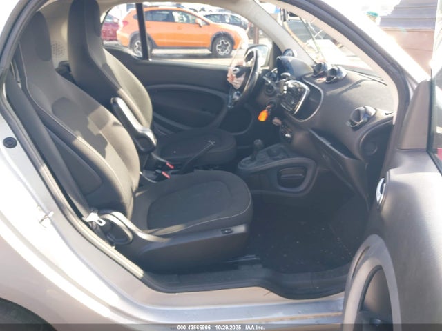 WMEFJ9BA9HK228579 Smart Fortwo Electric Drive Passion