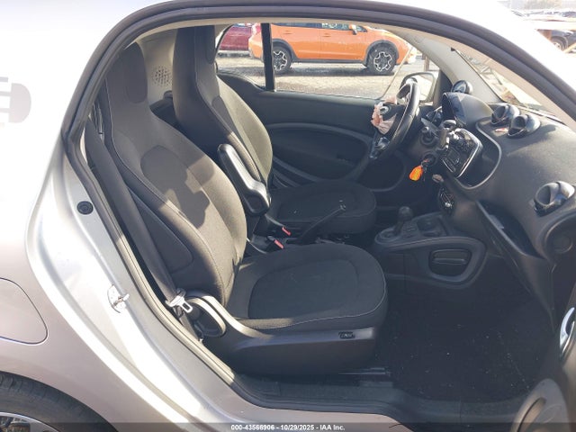 WMEFJ9BA9HK228579 Smart Fortwo Electric Drive Passion