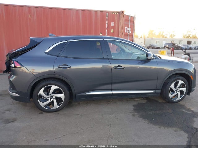 Vinfast Vf 8 Eco 2024 RLLV1AEB8RH004613 Image 13