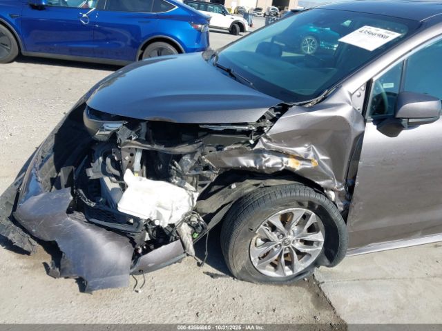 2021 TOYOTA SIENNA 5TDKRKEC9MS027973 Photo 5