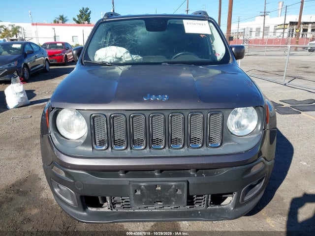Jeep Renegade Latitude 4x4 2017 ZACCJBBB8HPF10705 Image 11