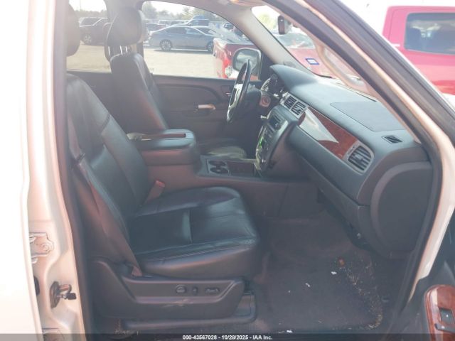 2014 GMC YUKON XL 1500 1GKS1KE06ER105109 Photo 4